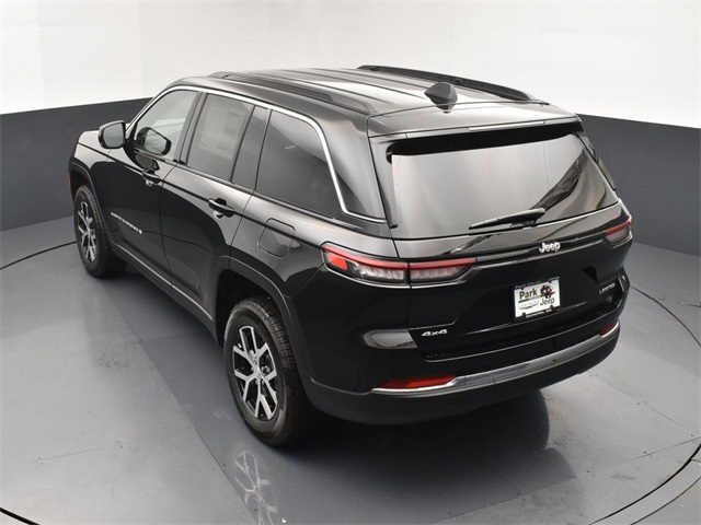2025 Jeep Grand Cherokee Limited photo 12