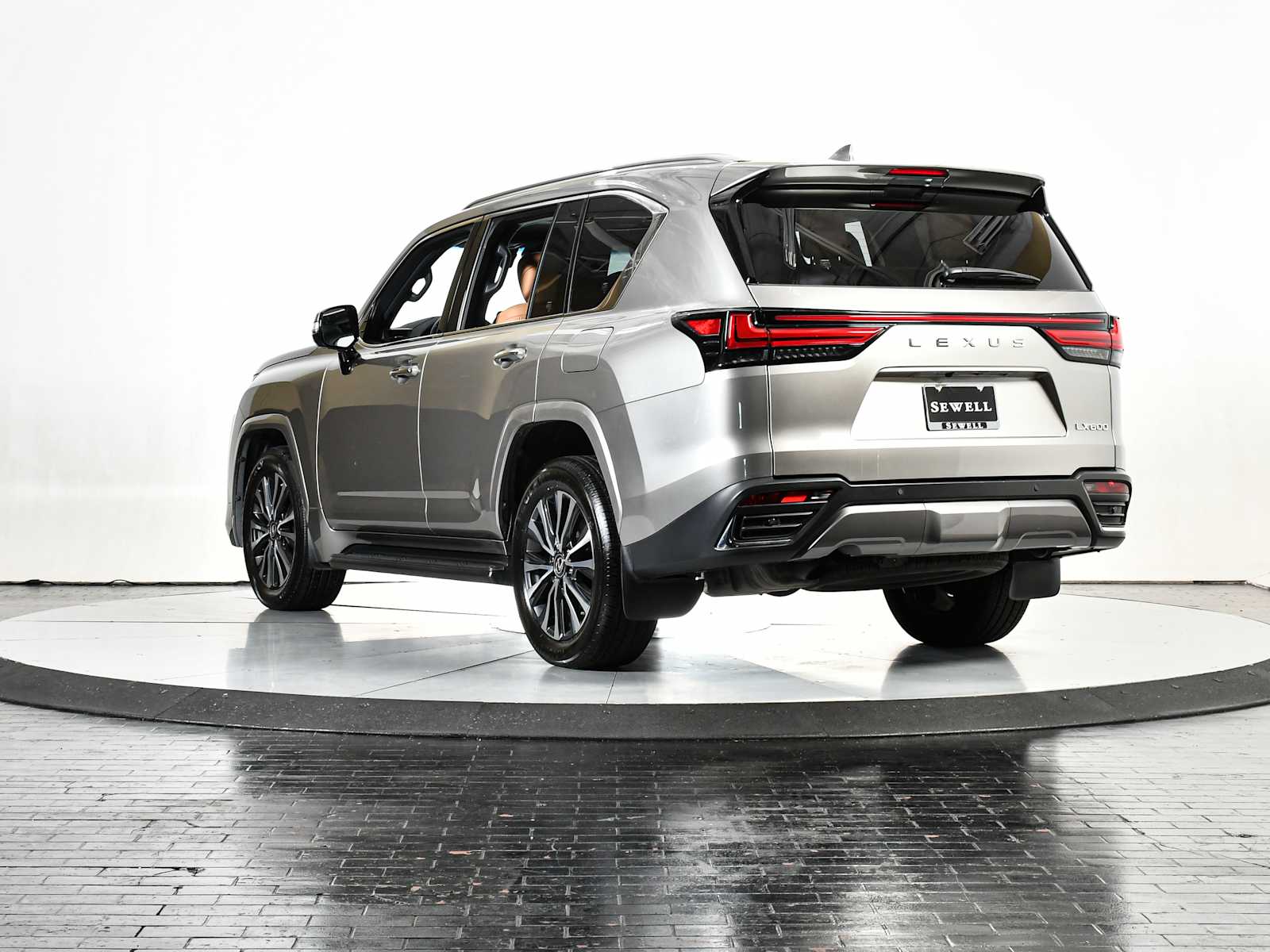 2023 Lexus LX 600 Premium photo 2