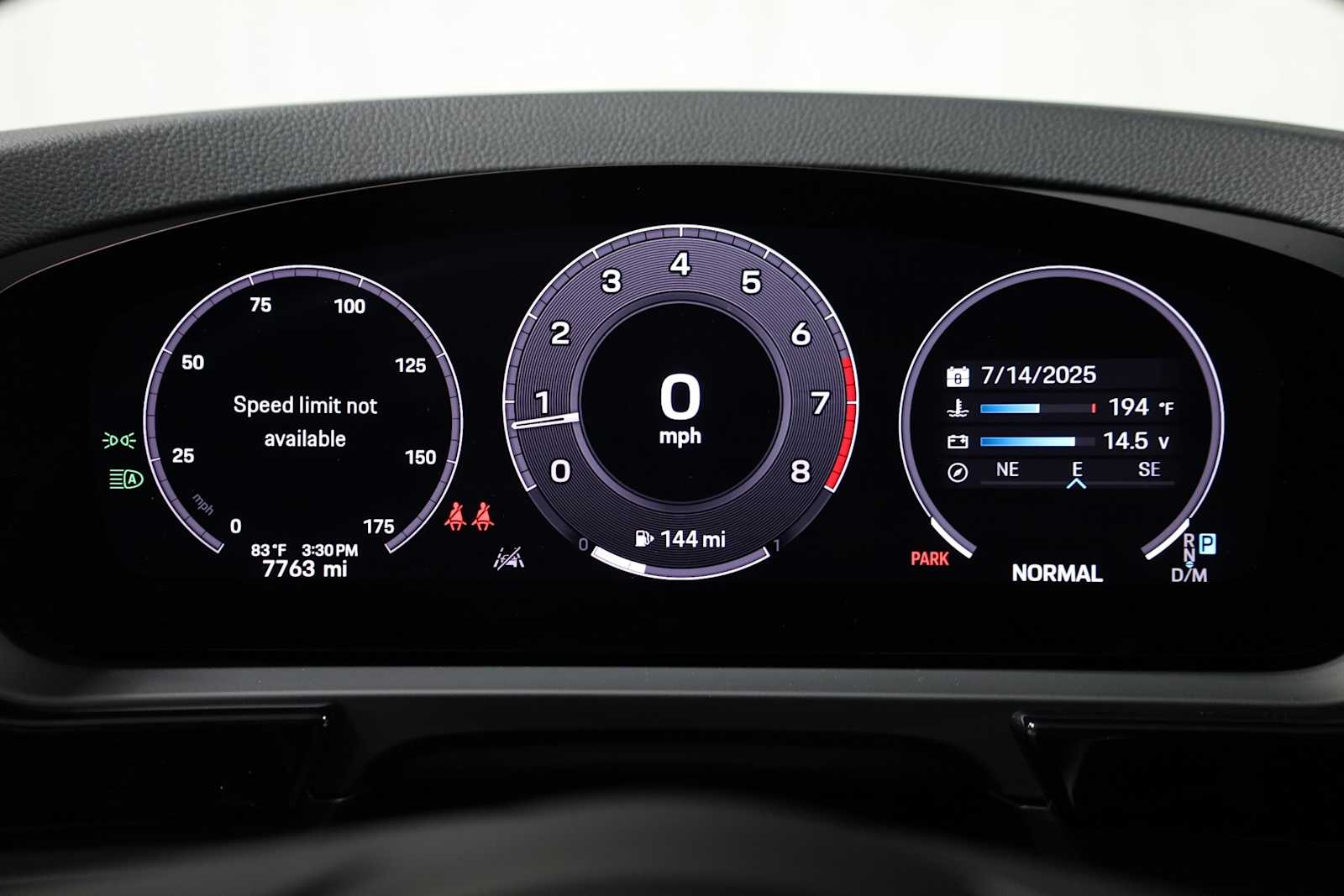 2024 Porsche Cayenne Coupe photo 19