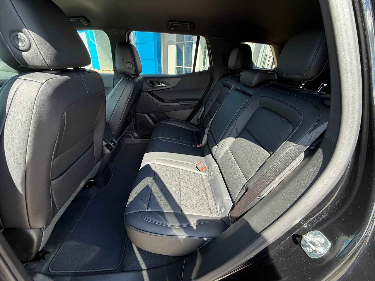 2026 Chevrolet Equinox LT photo 27