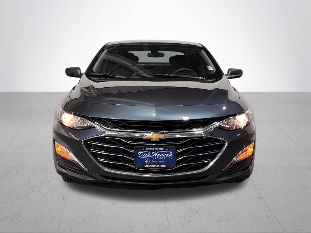2020 Chevrolet Malibu LS photo 3