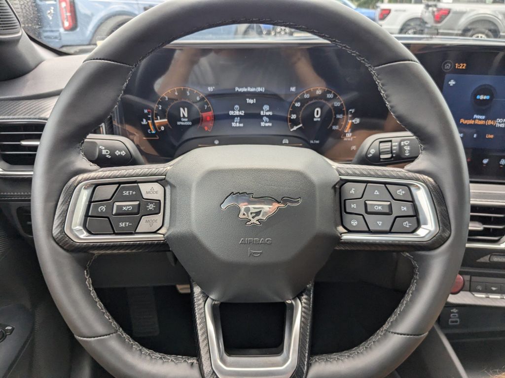 2025 Ford Mustang GT Premium photo 24