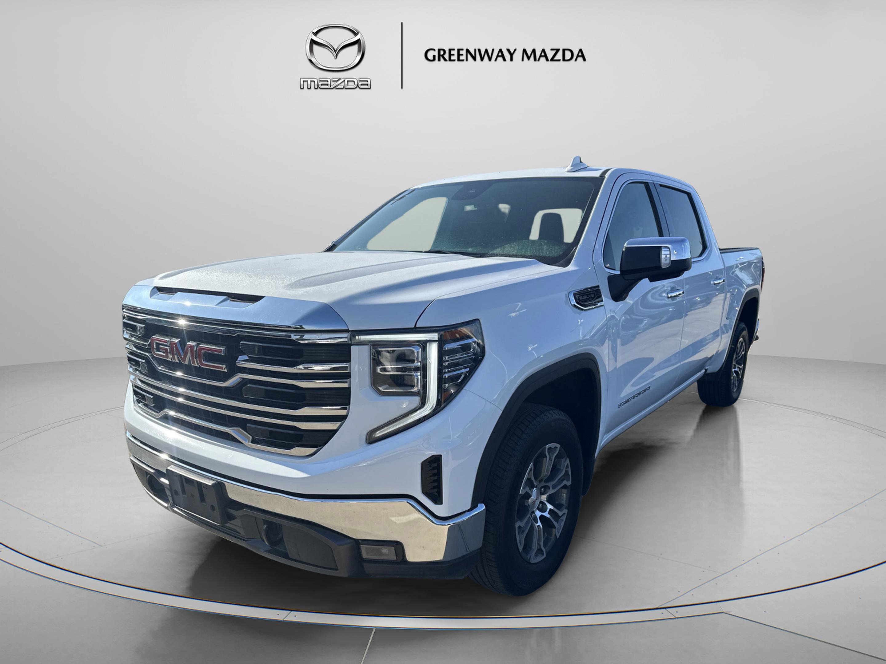 2025 Gmc Sierra 1500 SLT photo 3
