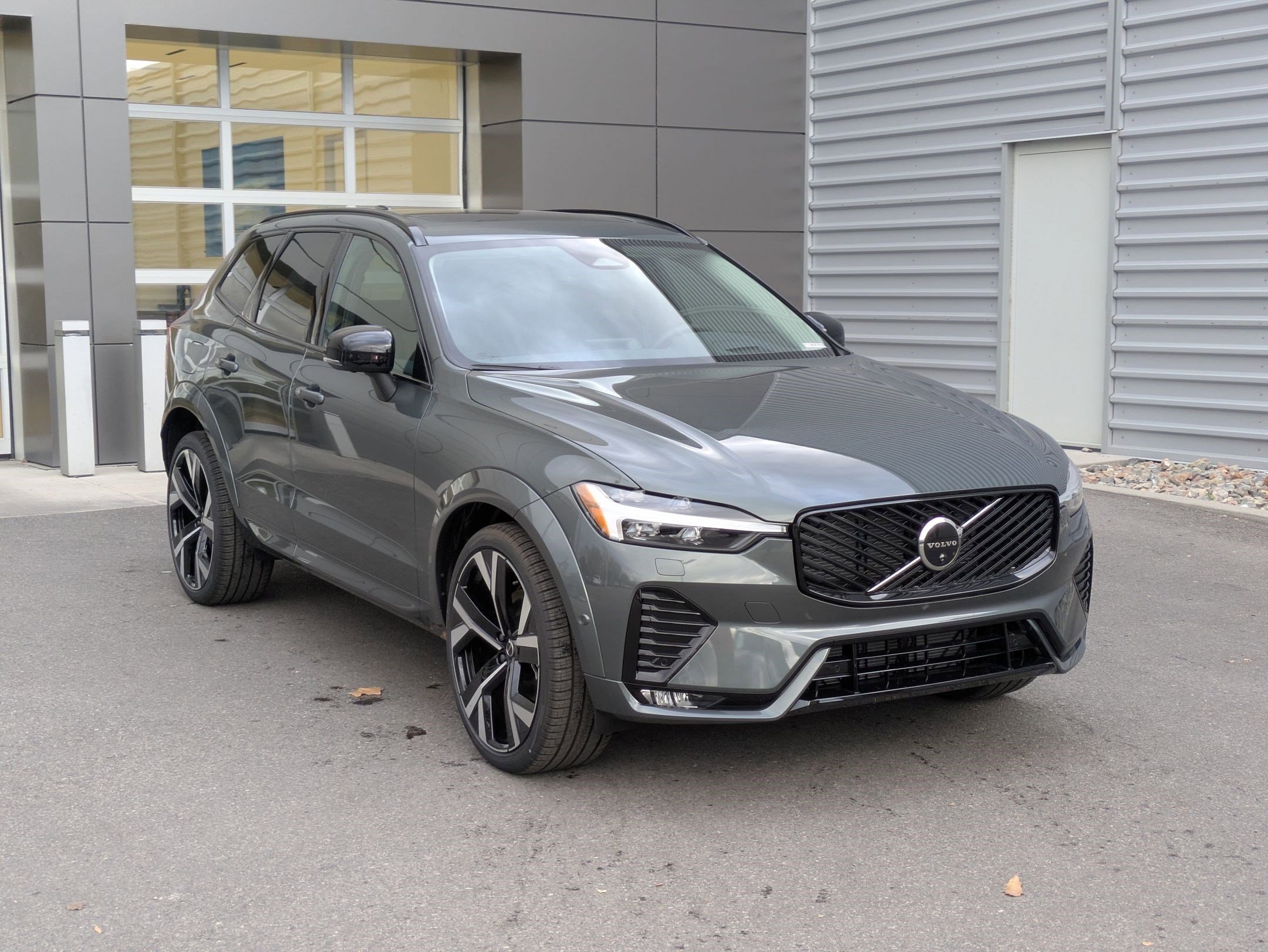 2026 Volvo XC60 Ultra's photo
