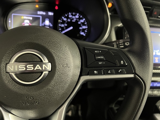 2022 Nissan Kicks SV photo 13