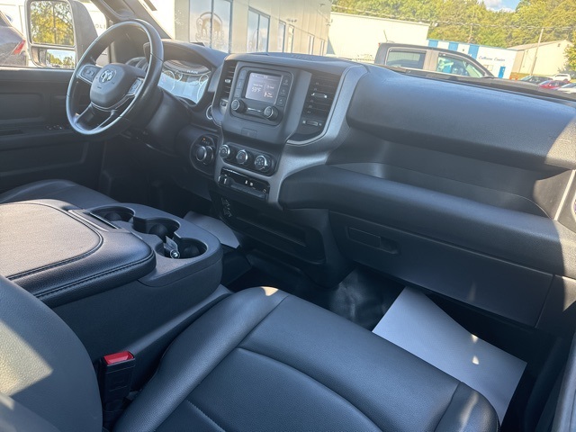 2024 Ram 2500 Tradesman photo 31