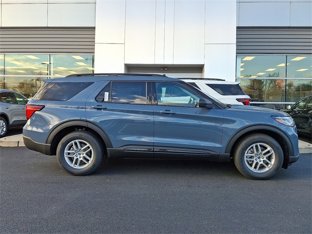 2026 Ford Explorer Active's photo