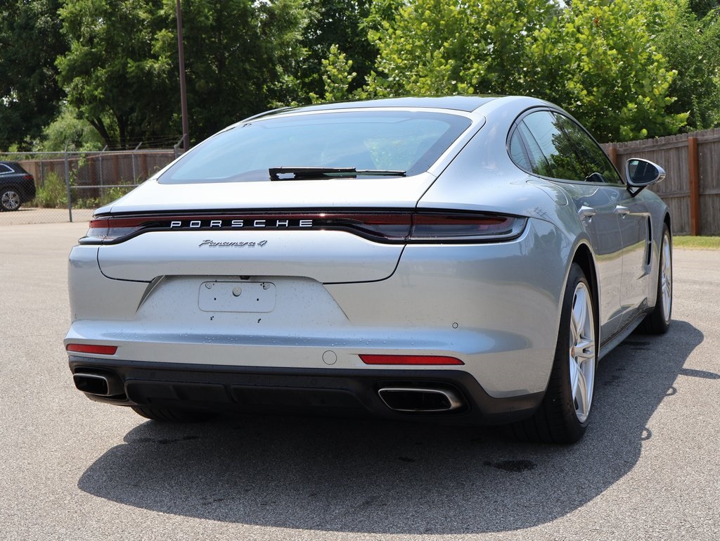 2022 Porsche Panamera 4 photo 8