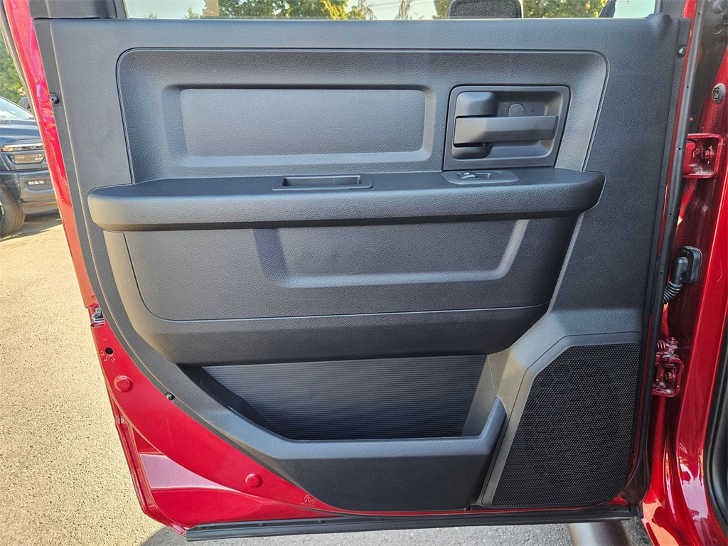 2026 Ram 3500 Tradesman photo 14