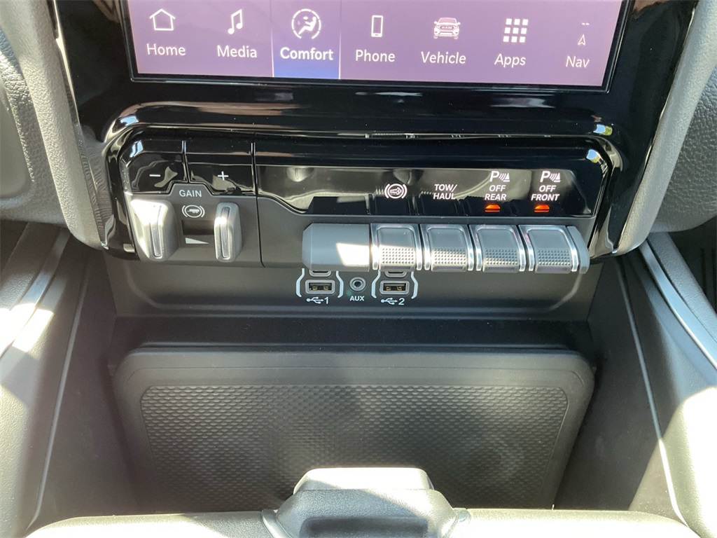2026 Ram 2500 Big Horn photo 22