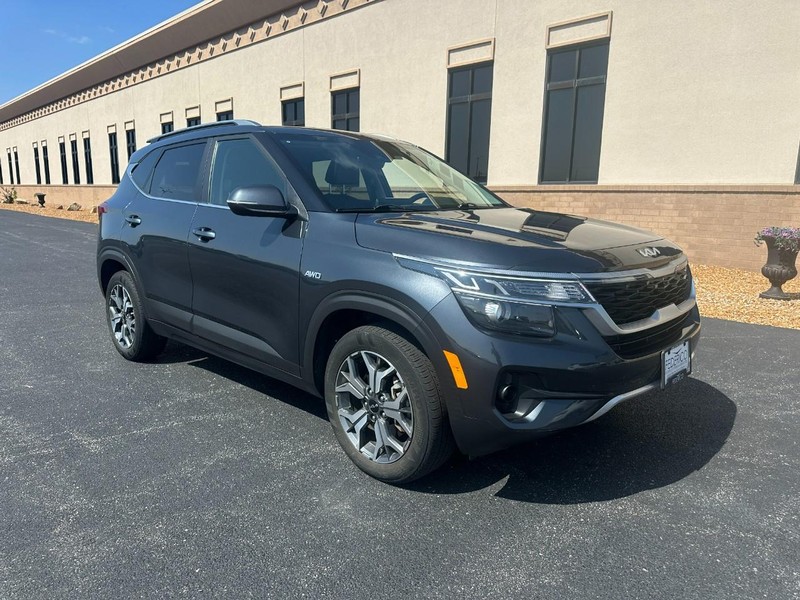 2022 Kia Seltos EX's photo