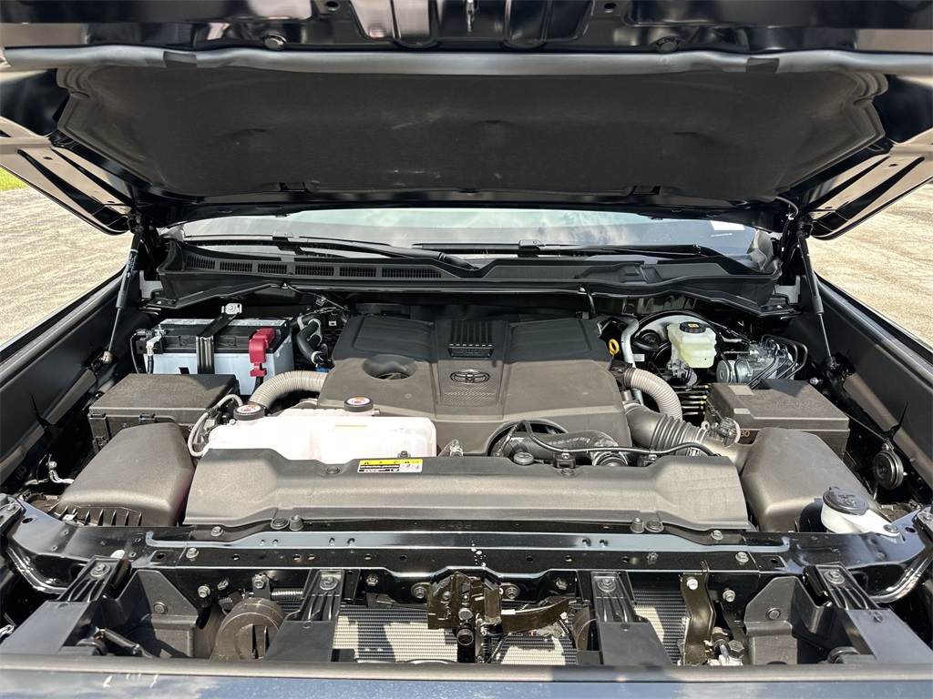 2025 Toyota Tundra SR5 photo 31