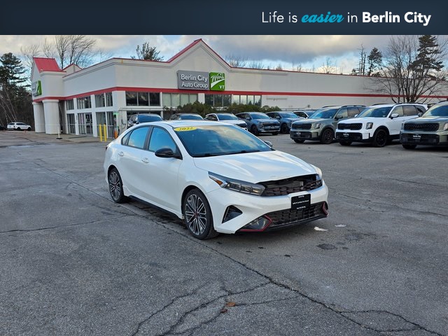 2022 Kia FORTE GT's photo