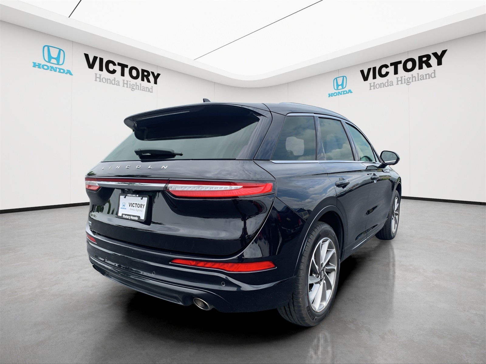 2023 Lincoln Corsair Grand Touring photo 4