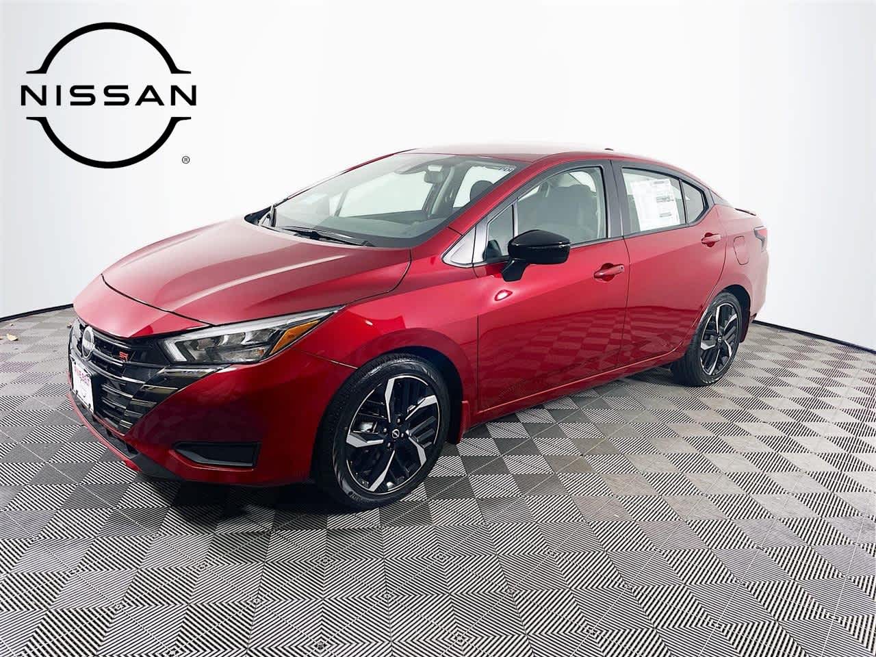 2025 Nissan Versa Sedan SR