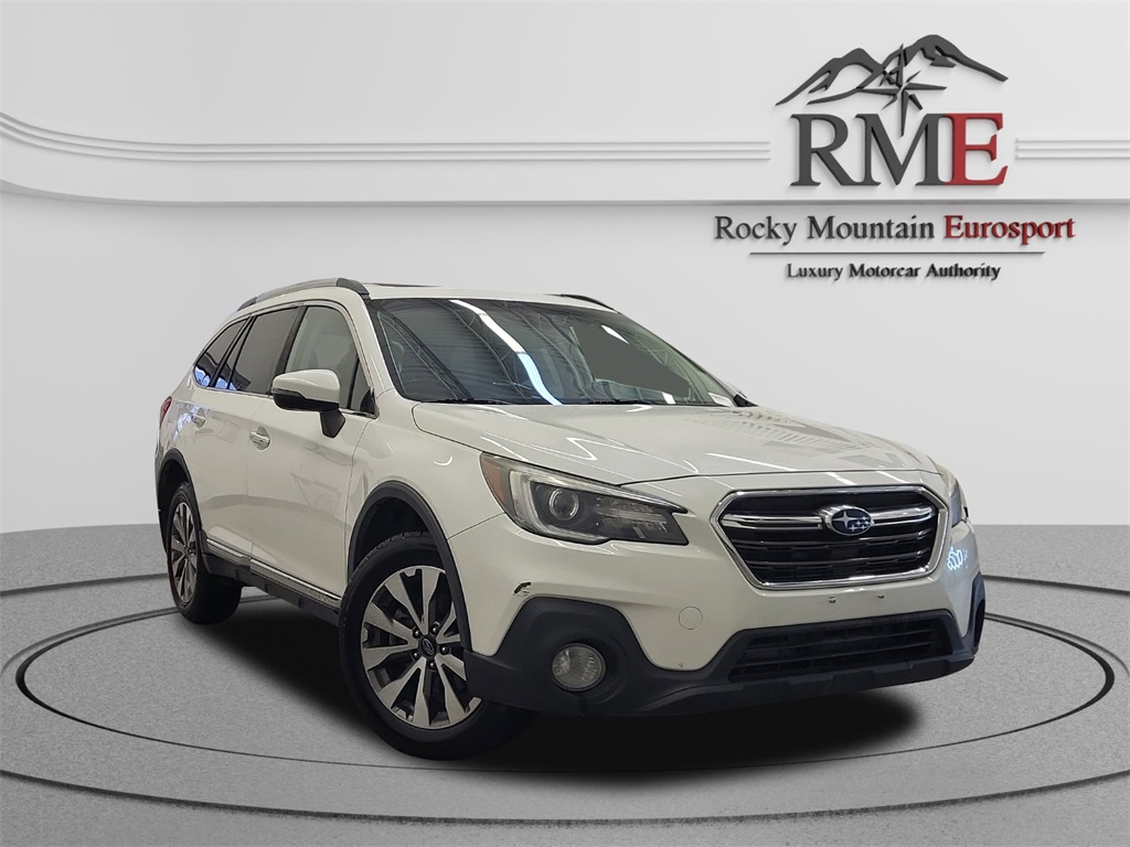 2019 Subaru Outback Touring's photo