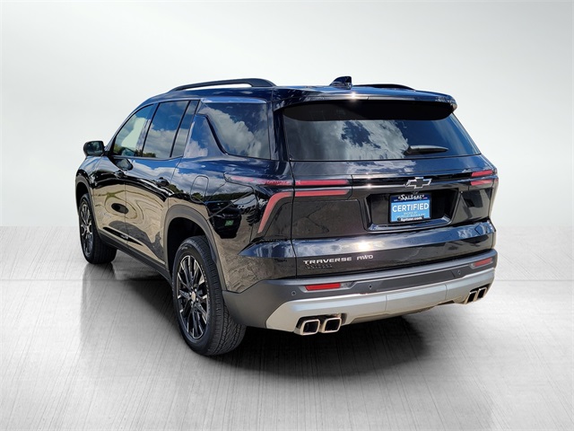 2025 Chevrolet Traverse photo 6