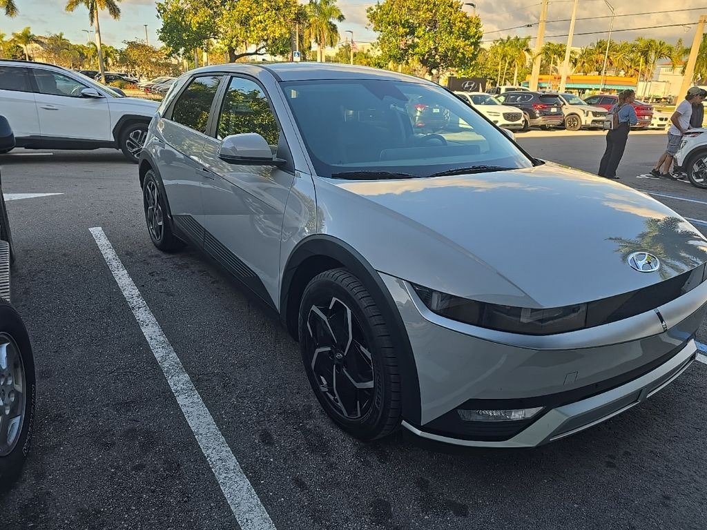 2024 Hyundai IONIQ 5 SEL