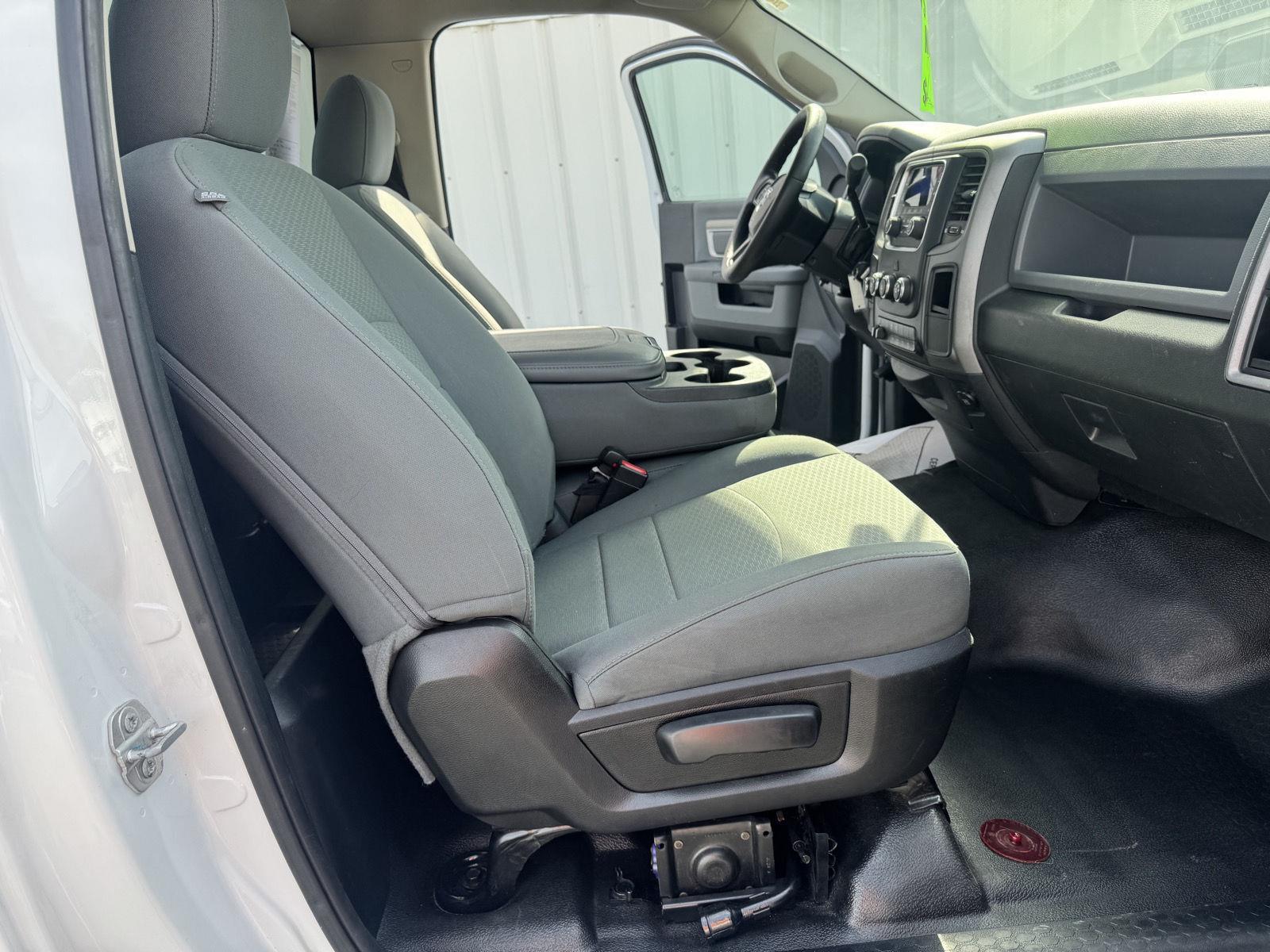2017 Ram 2500 Tradesman photo 19