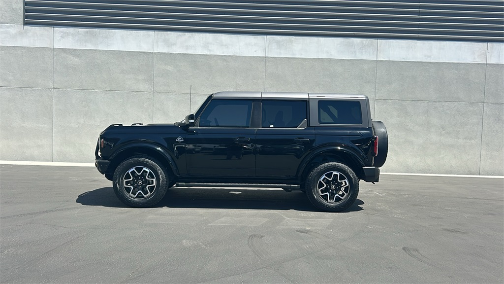 2022 Ford Bronco Outer Banks photo 5