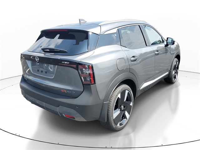 2025 Nissan Kicks SR photo 3