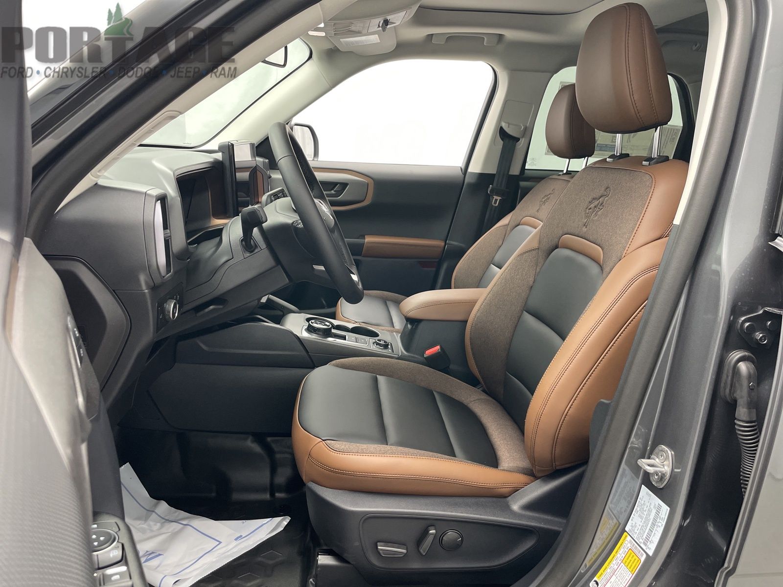 2025 Ford Bronco Sport Outer Banks photo 9
