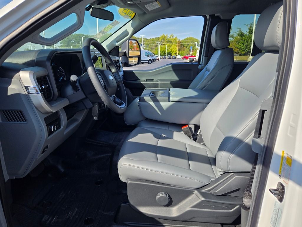 2025 Ford F-250 XL photo 20