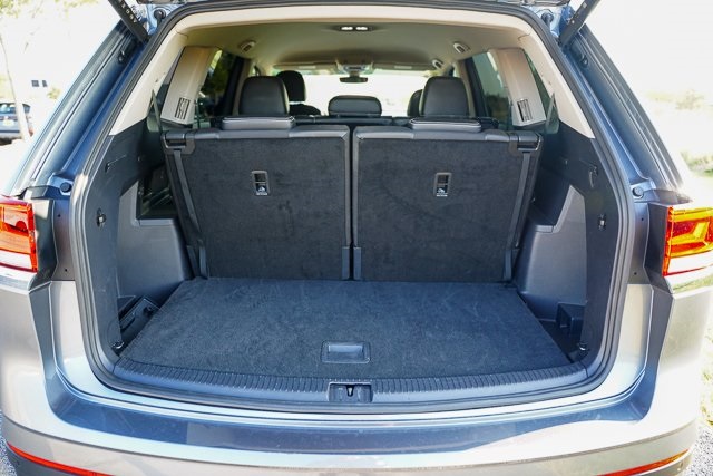 2024 Volkswagen Atlas SE Technology photo 27