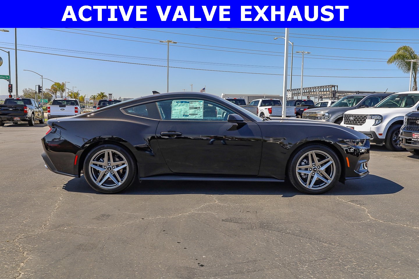 2025 Ford Mustang EcoBoost photo 2