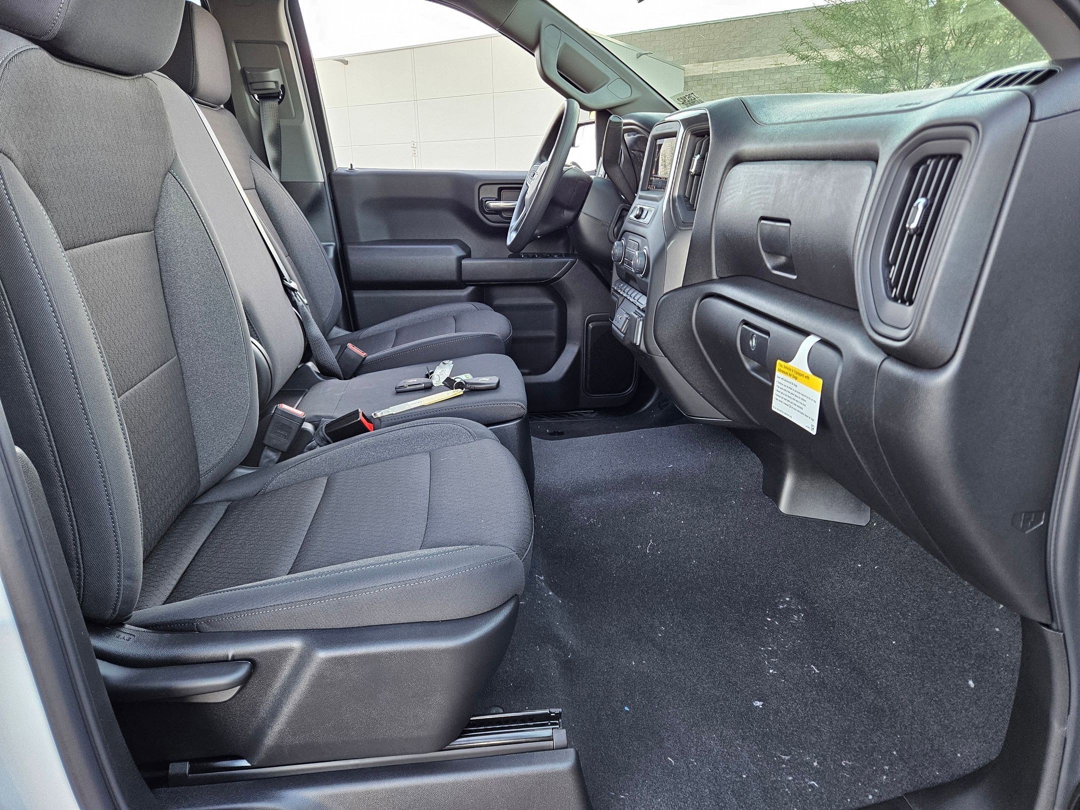 2026 Chevrolet Silverado 1500 Custom photo 18