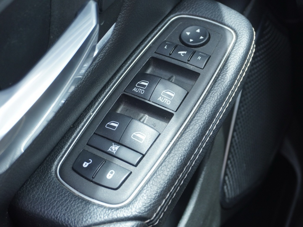 2024 Ram 1500 Laramie photo 13