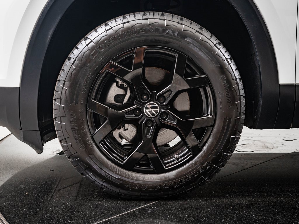 2025 Volkswagen Atlas Peak Edition SE photo 12