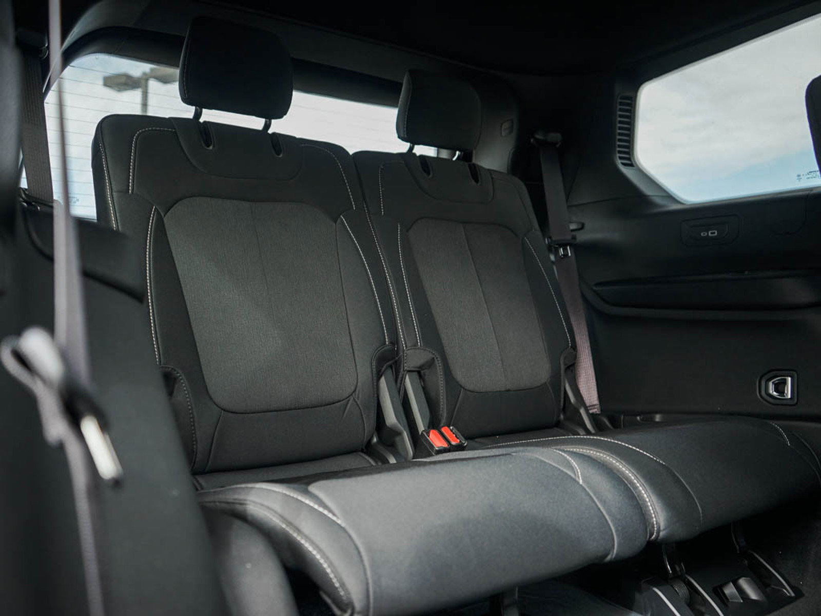 2025 Jeep Grand Cherokee Laredo photo 12