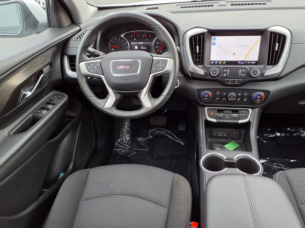 2022 Gmc Terrain SLE photo 3