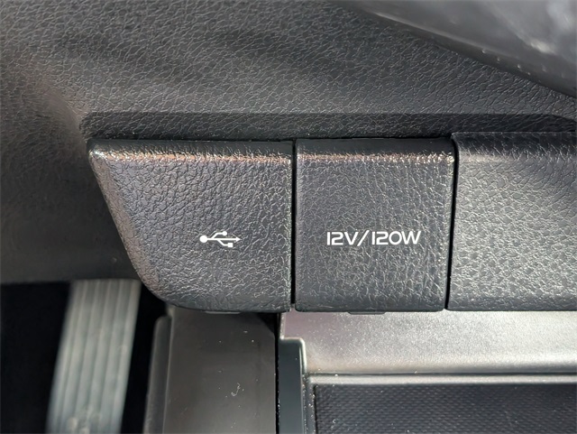 2024 Toyota Camry SE photo 17