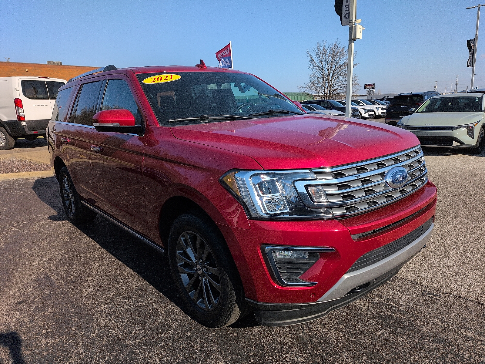 2021 Ford Expedition Limited's photo