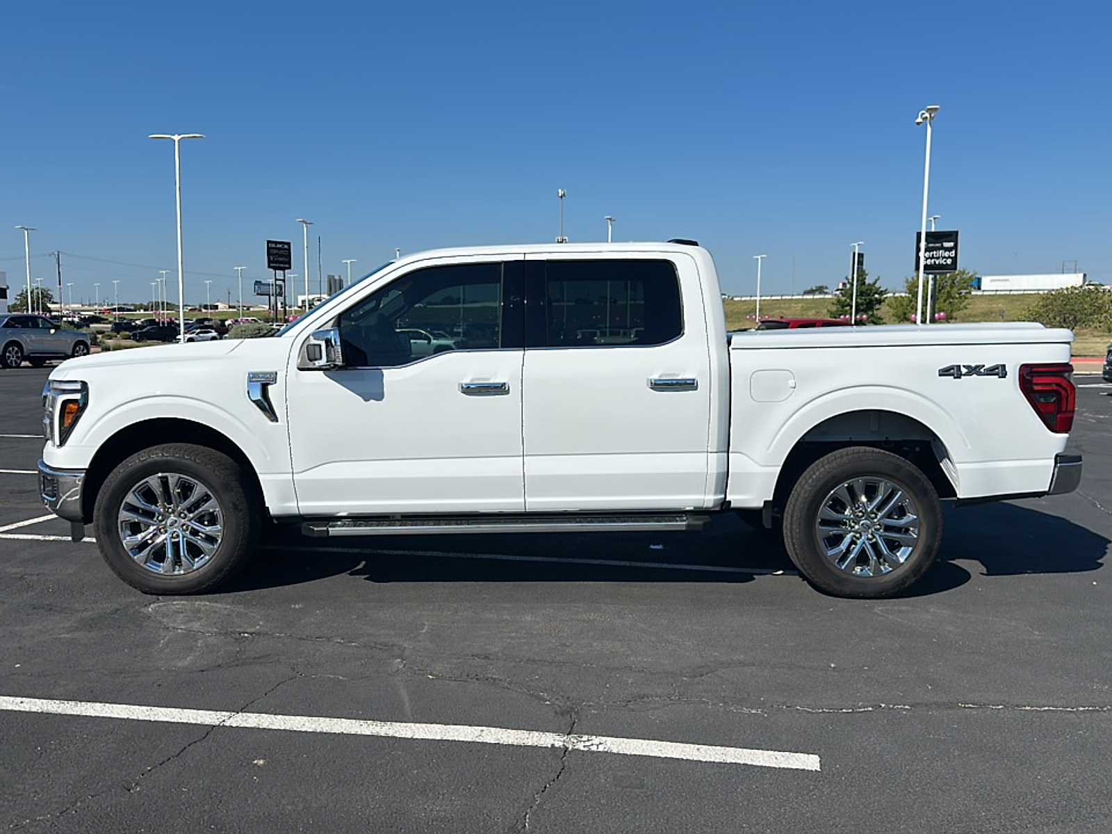 2025 Ford F-150 Lariat photo 4