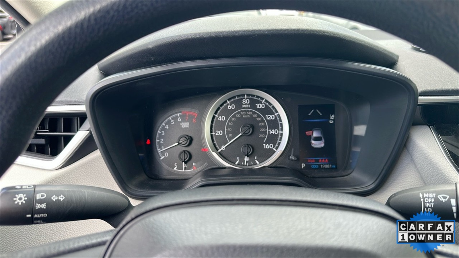 2022 Toyota Corolla LE photo 3