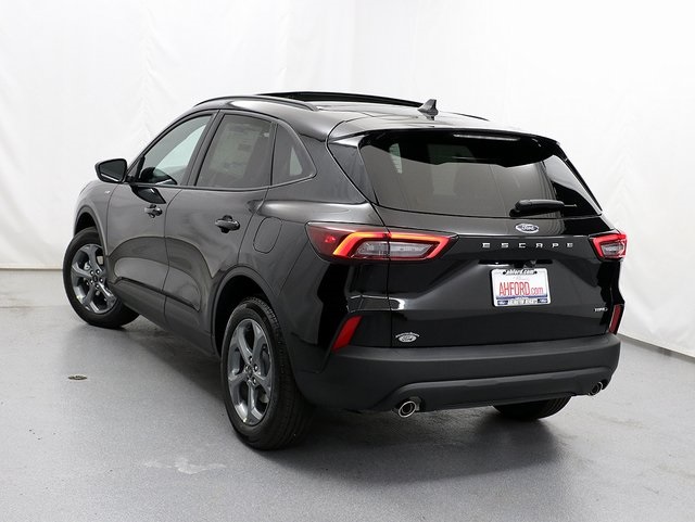 2025 Ford Escape ST-Line photo 8