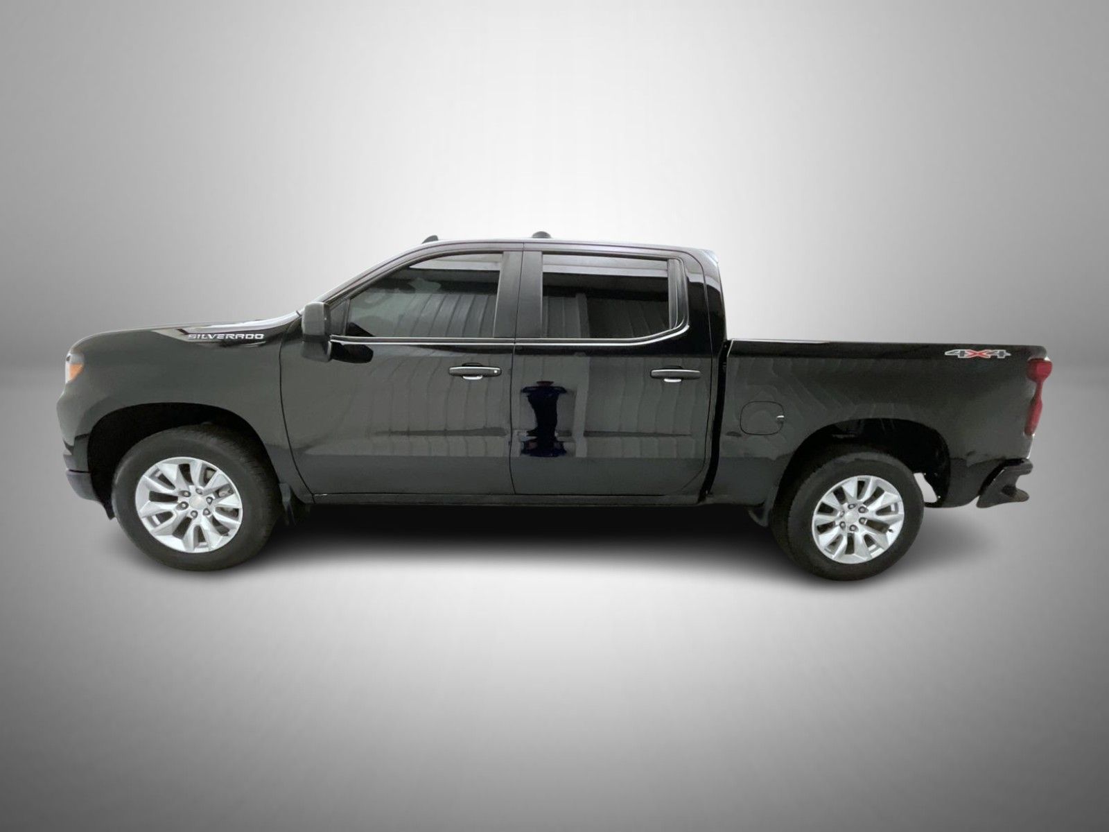 2024 Chevrolet Silverado 1500 Custom photo 8