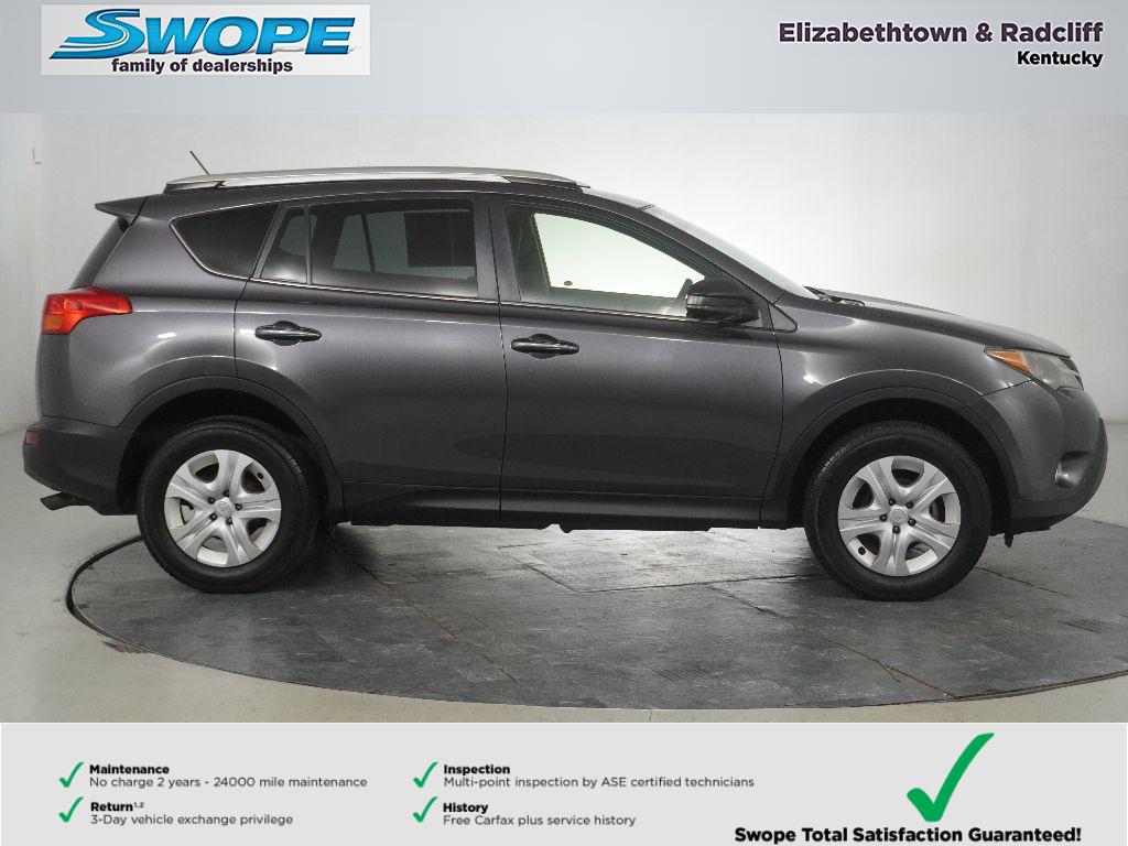 2013 Toyota RAV4 LE photo 2