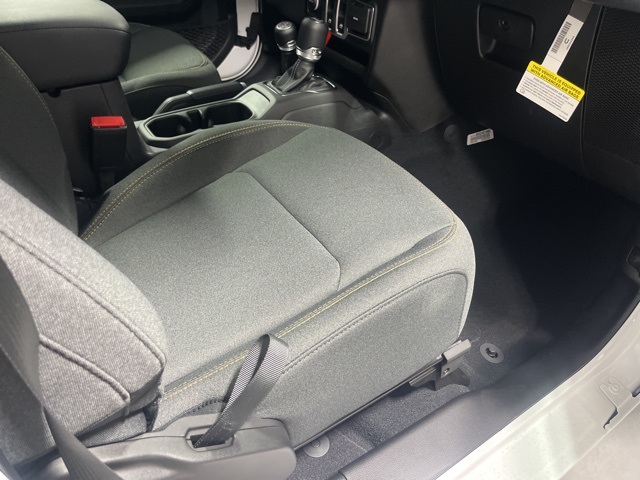 2025 Jeep Wrangler Sport S photo 20