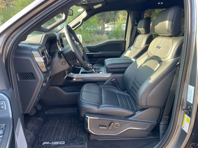 2025 Ford F-150 Platinum photo 2