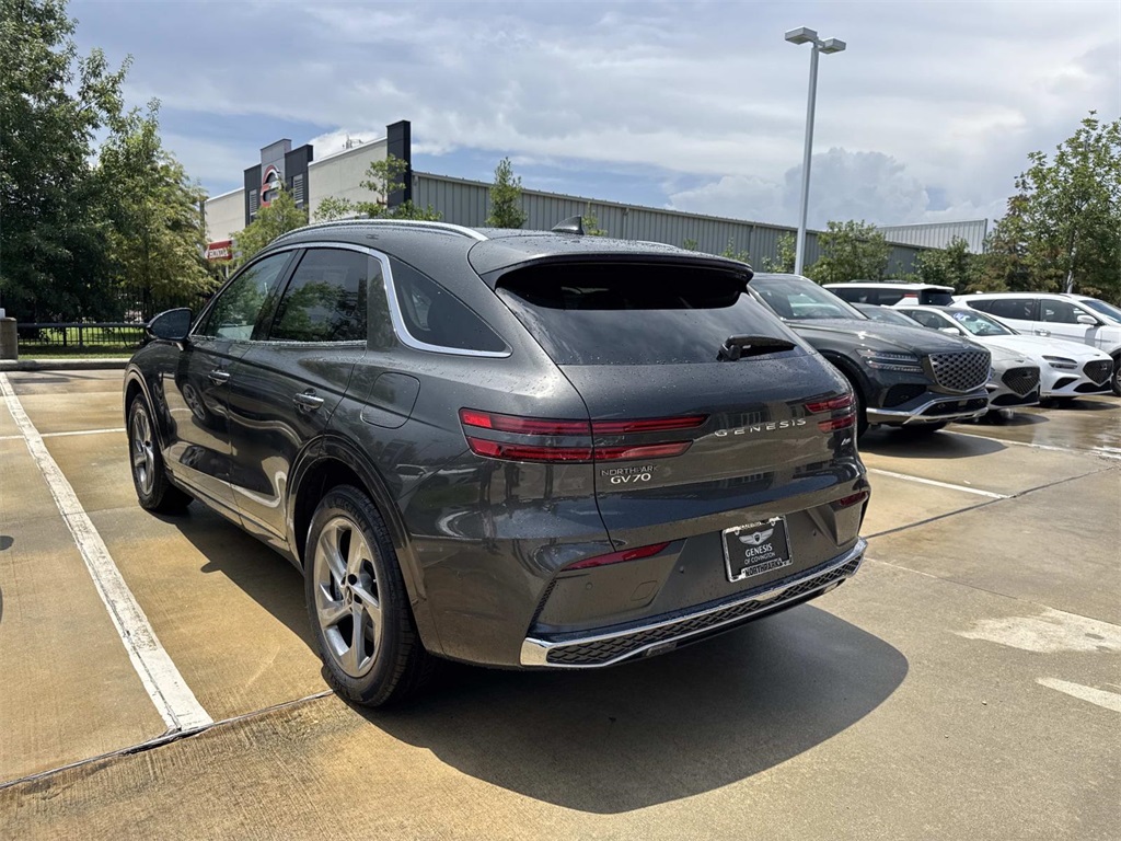 2026 Genesis GV70 2.5T Advanced photo 2