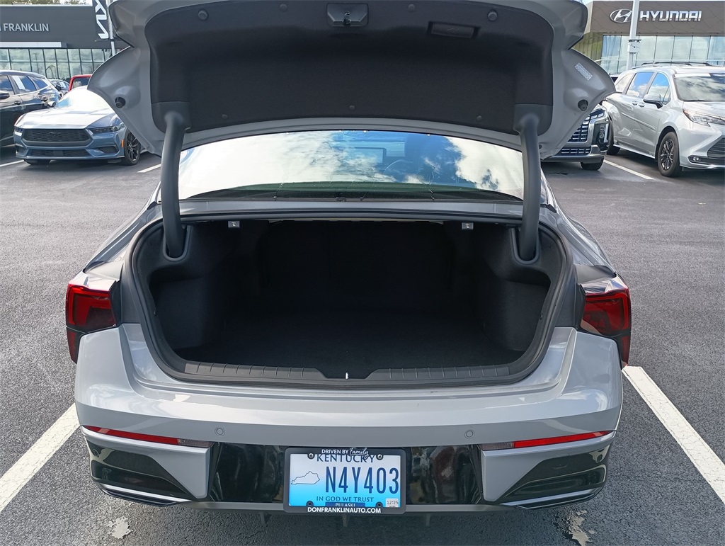 2025 Kia K5 GT-Line photo 29