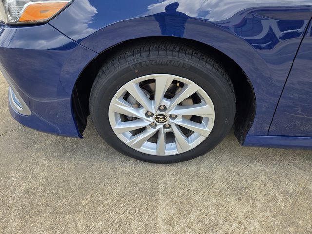 2023 Toyota Camry LE photo 10