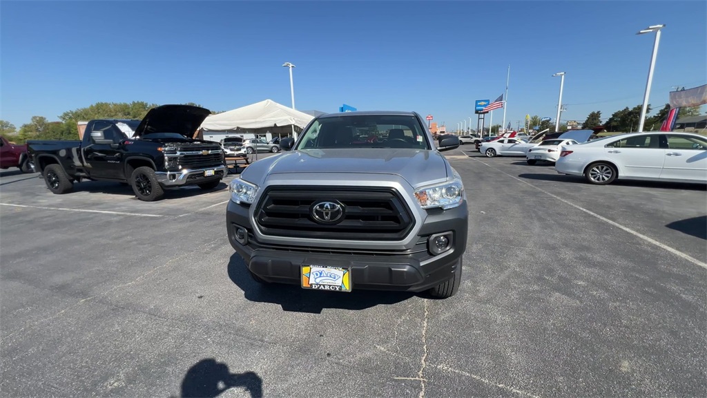 2020 Toyota Tacoma SR 4x4 photo 3