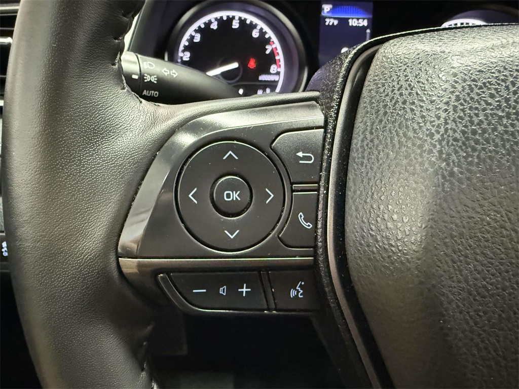2023 Toyota Camry SE photo 16