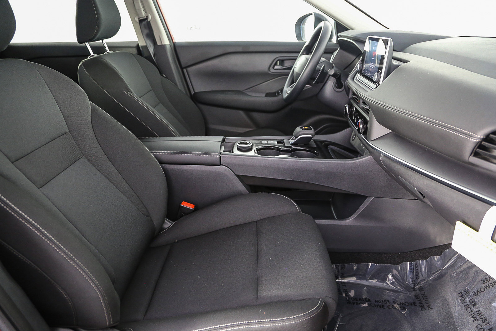 2025 Nissan Rogue S photo 18