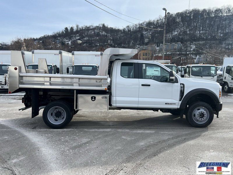 2024 Ford F-550 XL photo 4